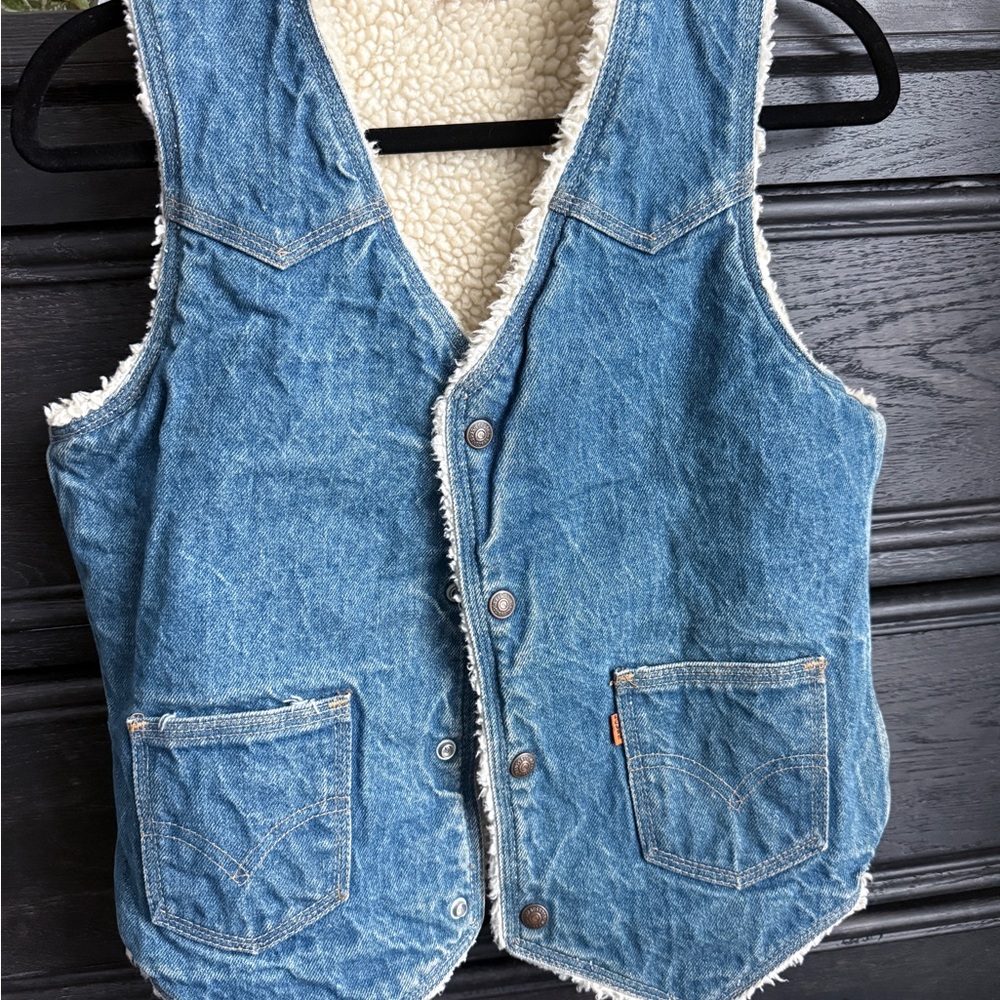 Vintage Levi’s Sherpa Denim Vest • Made in USA • 90s Western Americana • Small
